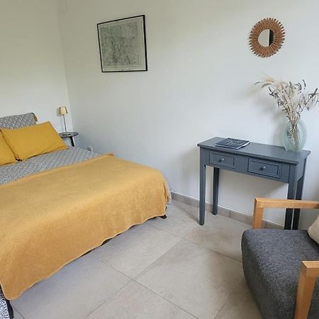 Location Appartement Dans Mas Provencal Monteux Exterior photo
