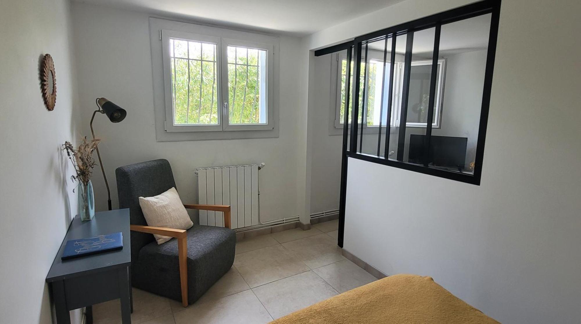 Location Appartement Dans Mas Provencal Monteux Exterior photo